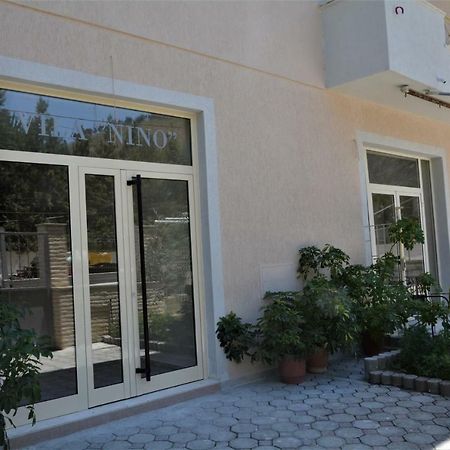 Hotel Vila Nino Берат Екстериор снимка